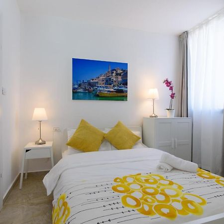 Studio & Apartments On The Beach By Aspentlv Τελ Αβίβ Εξωτερικό φωτογραφία