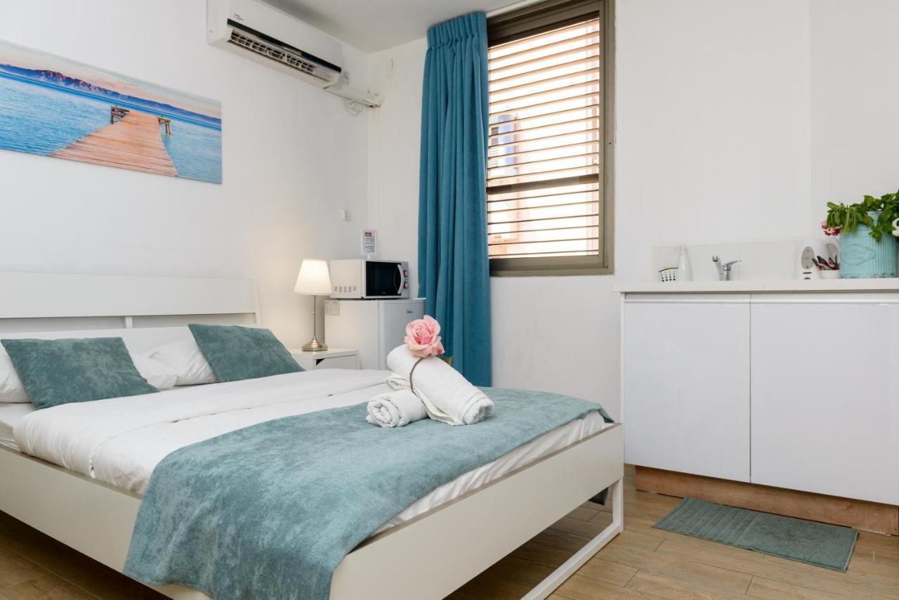 Studio & Apartments On The Beach By Aspentlv Τελ Αβίβ Εξωτερικό φωτογραφία