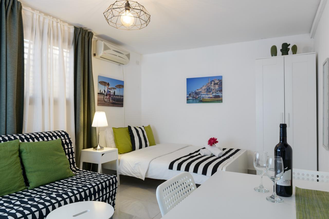 Studio & Apartments On The Beach By Aspentlv Τελ Αβίβ Εξωτερικό φωτογραφία